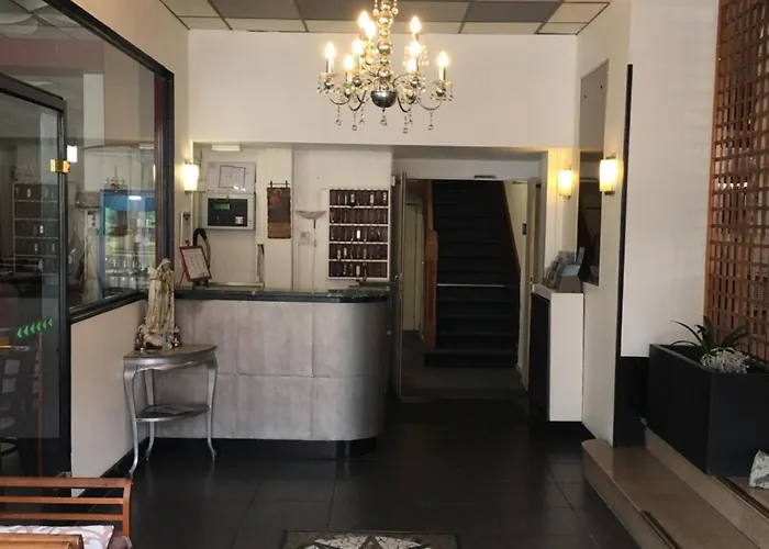 Ξενοδοχείο Ocean 2*