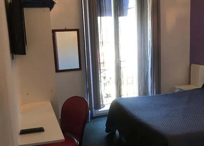 Ξενοδοχείο Ocean 2*