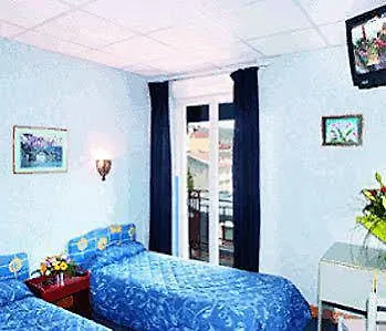 Ocean 2* Λούρδη